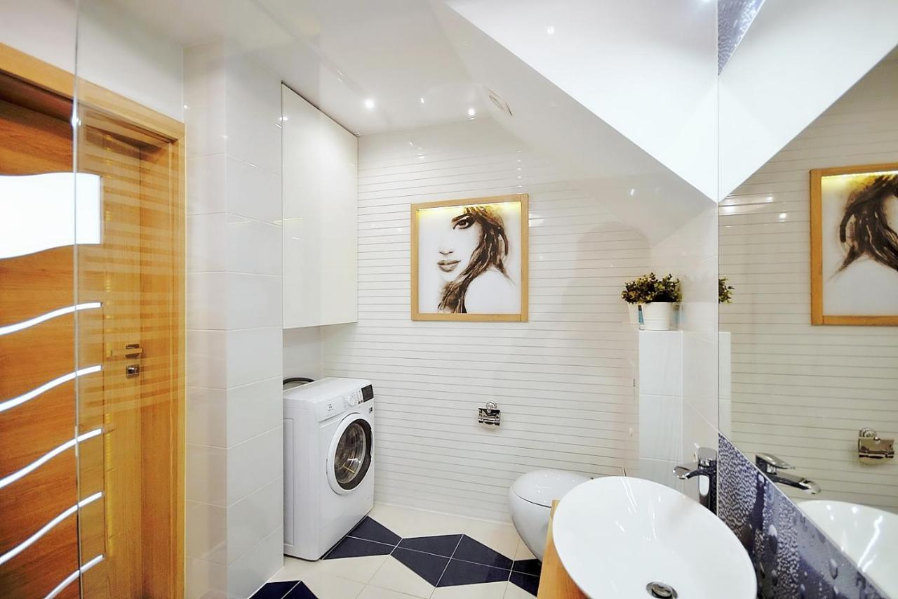50 M Do Plazy Thobruk Apartamenty Piekna Dama Z Kolobrzegu Exteriör bild
