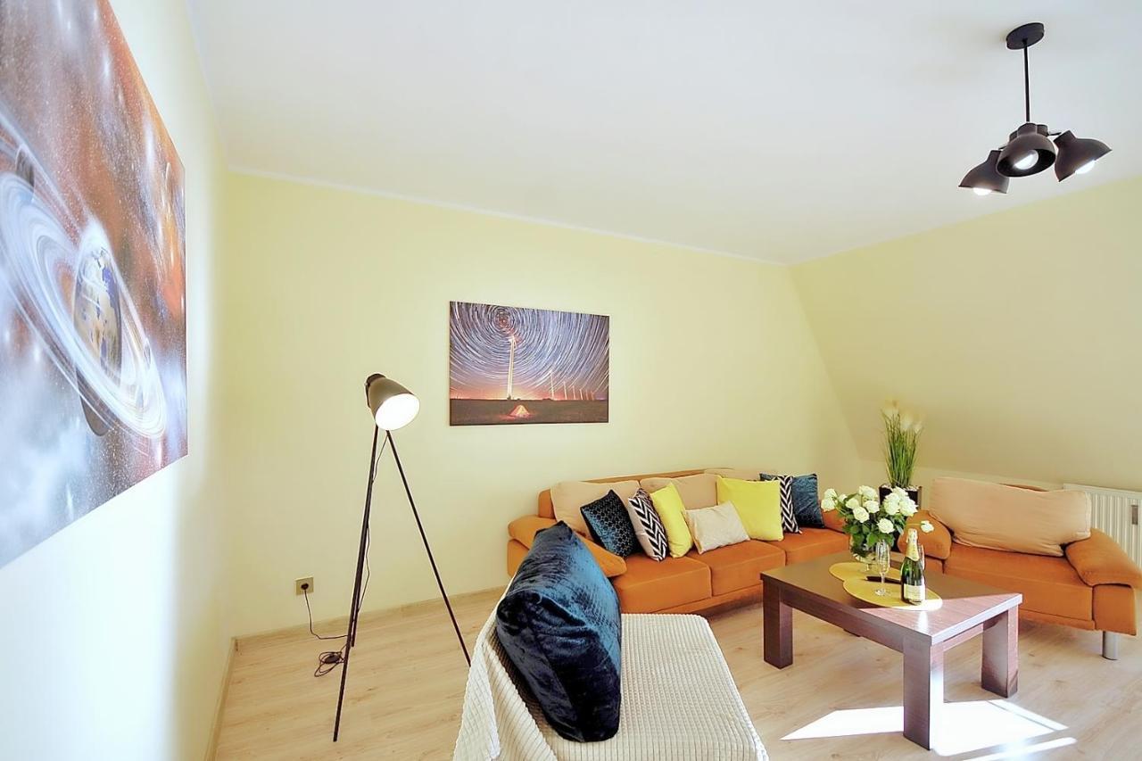 50 M Do Plazy Thobruk Apartamenty Piekna Dama Z Kolobrzegu Exteriör bild