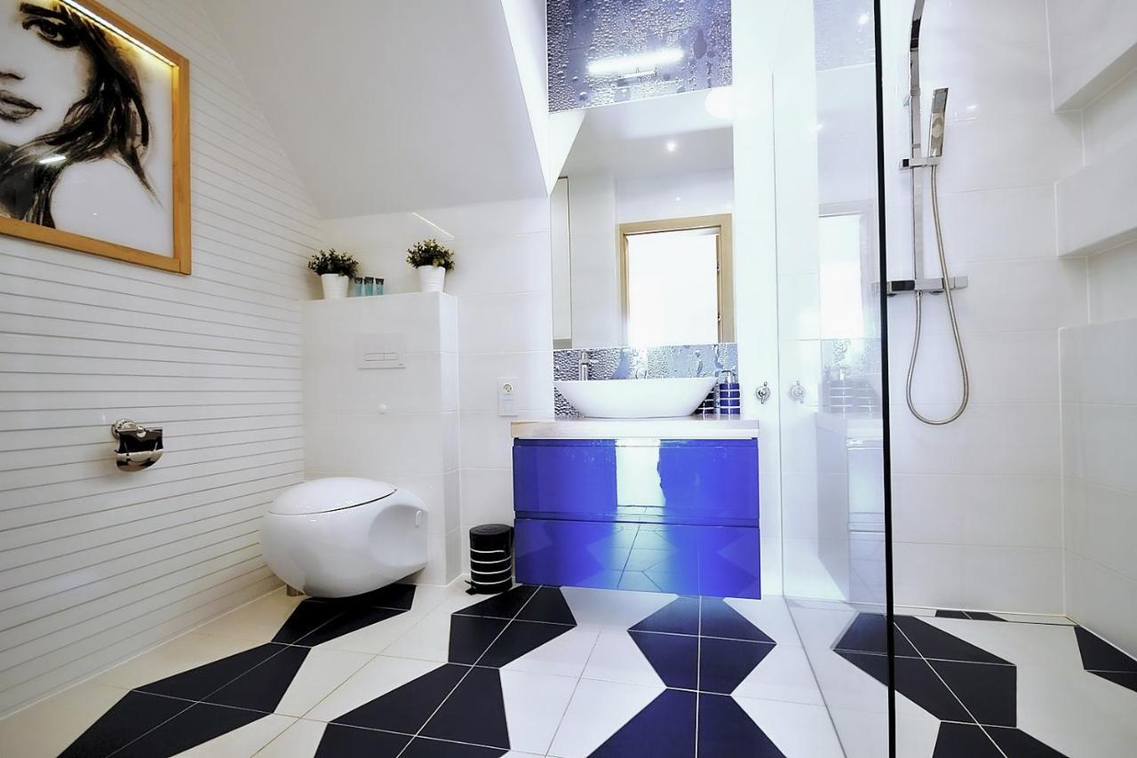 50 M Do Plazy Thobruk Apartamenty Piekna Dama Z Kolobrzegu Exteriör bild