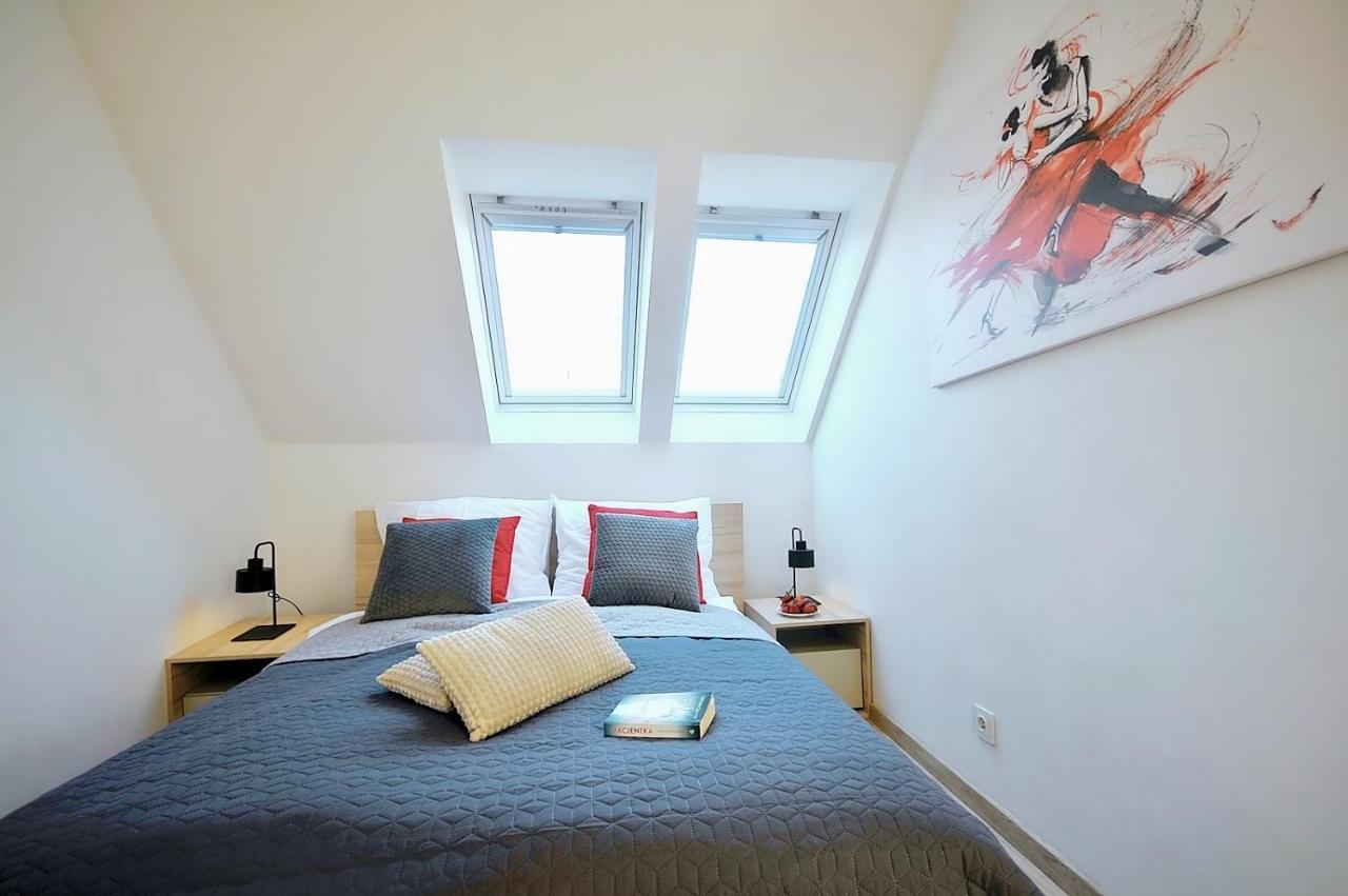 50 M Do Plazy Thobruk Apartamenty Piekna Dama Z Kolobrzegu Exteriör bild